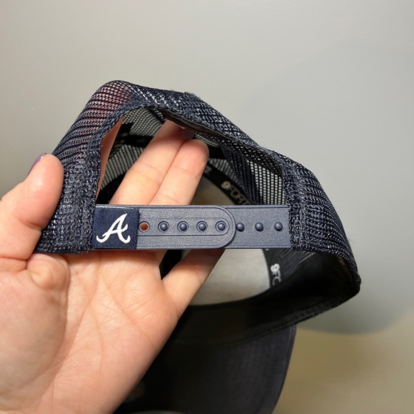 Atlanta Braves Adjustable Truckers Hat - Navy Blue with A embroidered logo NWT - Picture 3 of 5